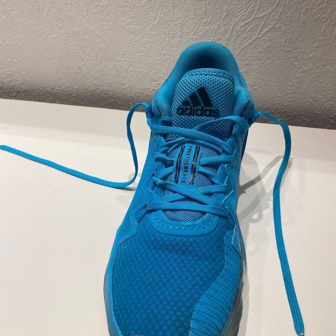 Adidas størrelse42