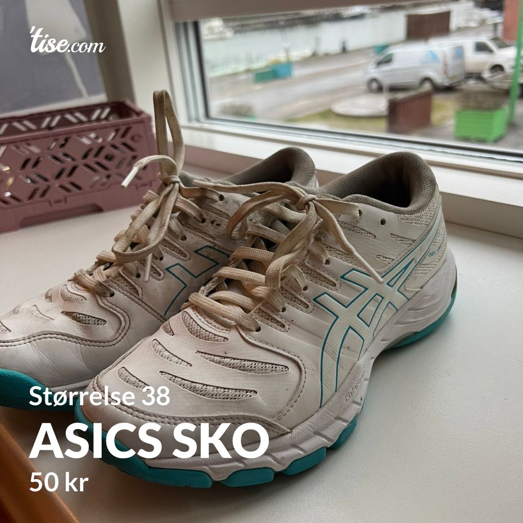 Asics sko