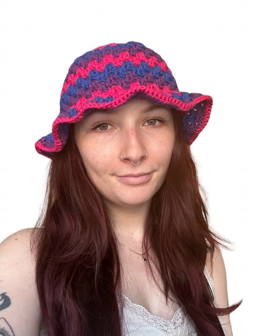 Bi-pride bucket hat