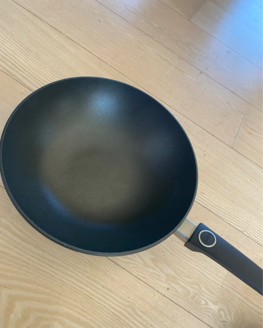 Wok panne