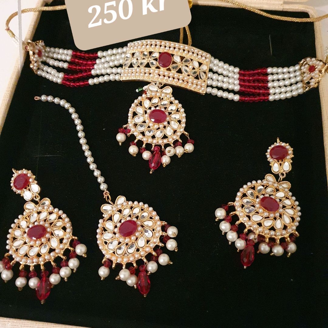 Choker Set