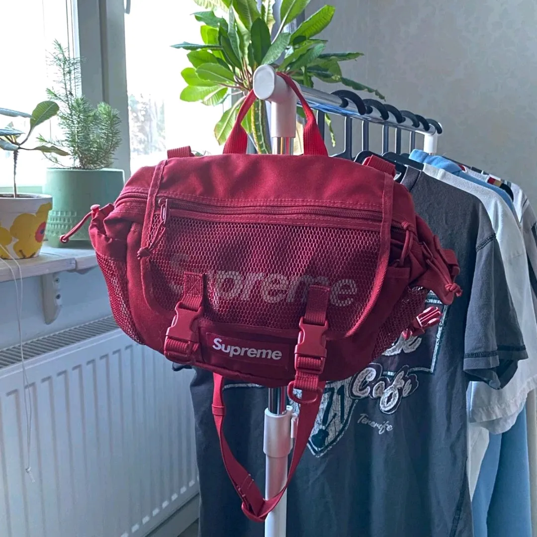 Supreme waist bag