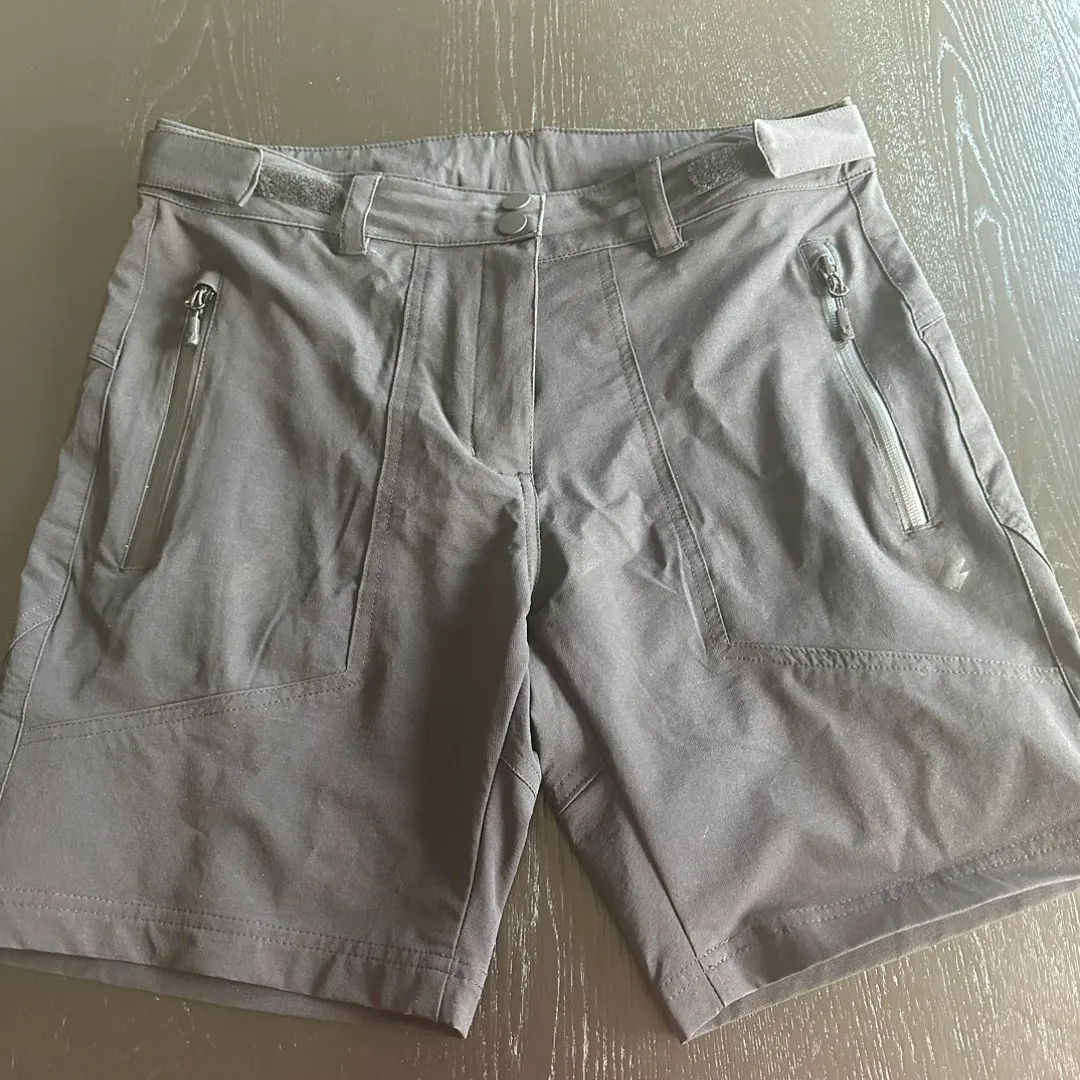 Turshorts