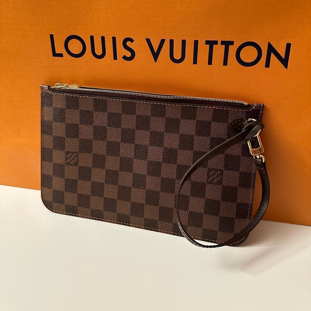 Neverfull Clutch