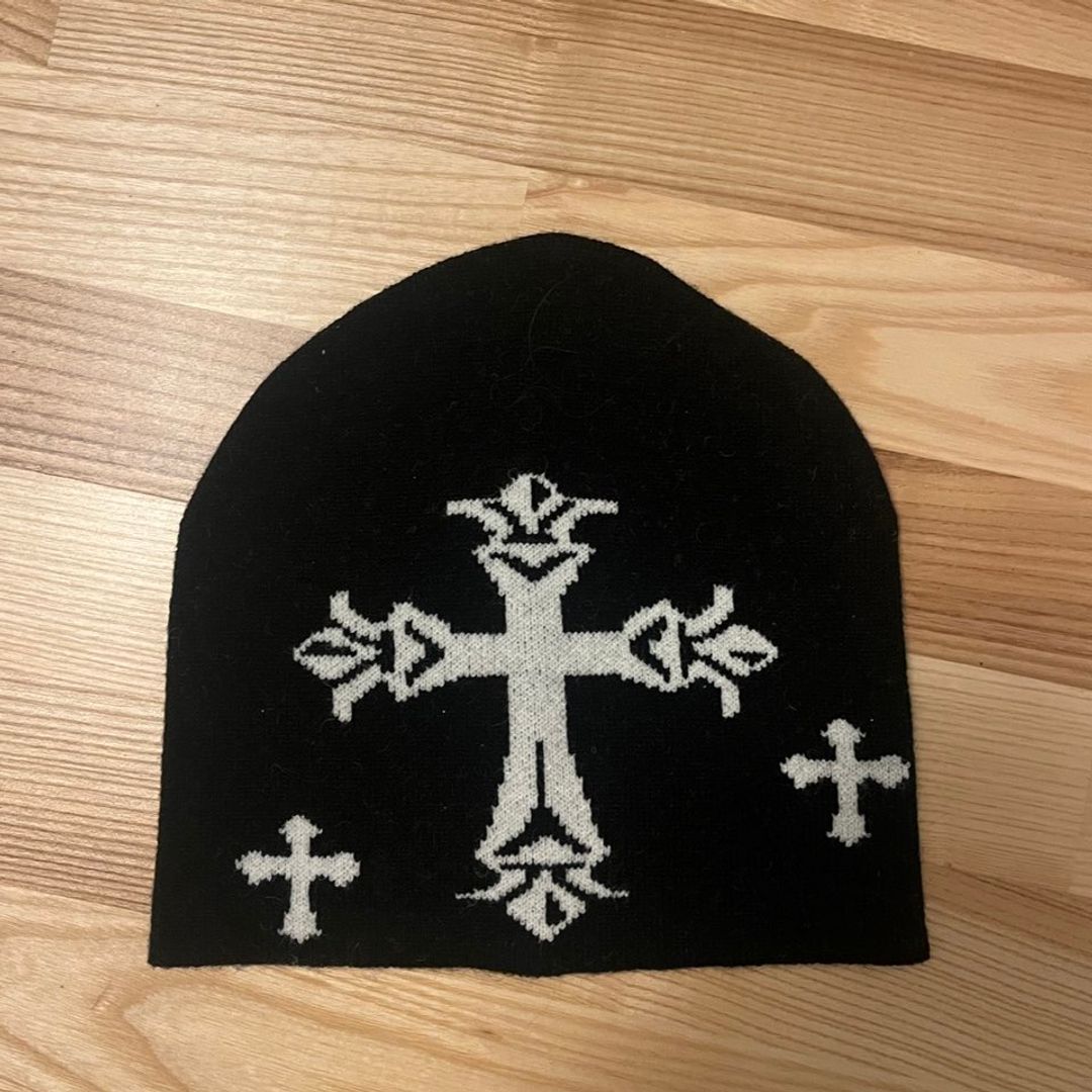 Y2K cross beanie