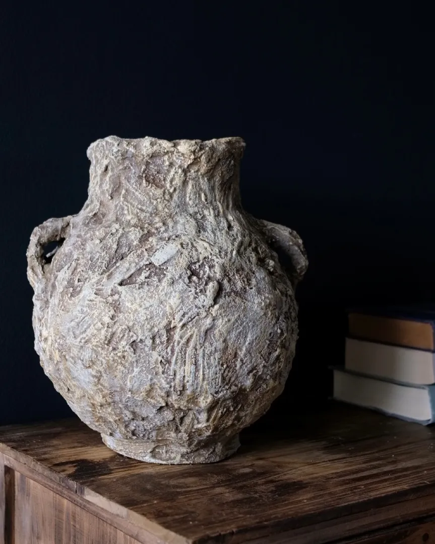 Concrete vase