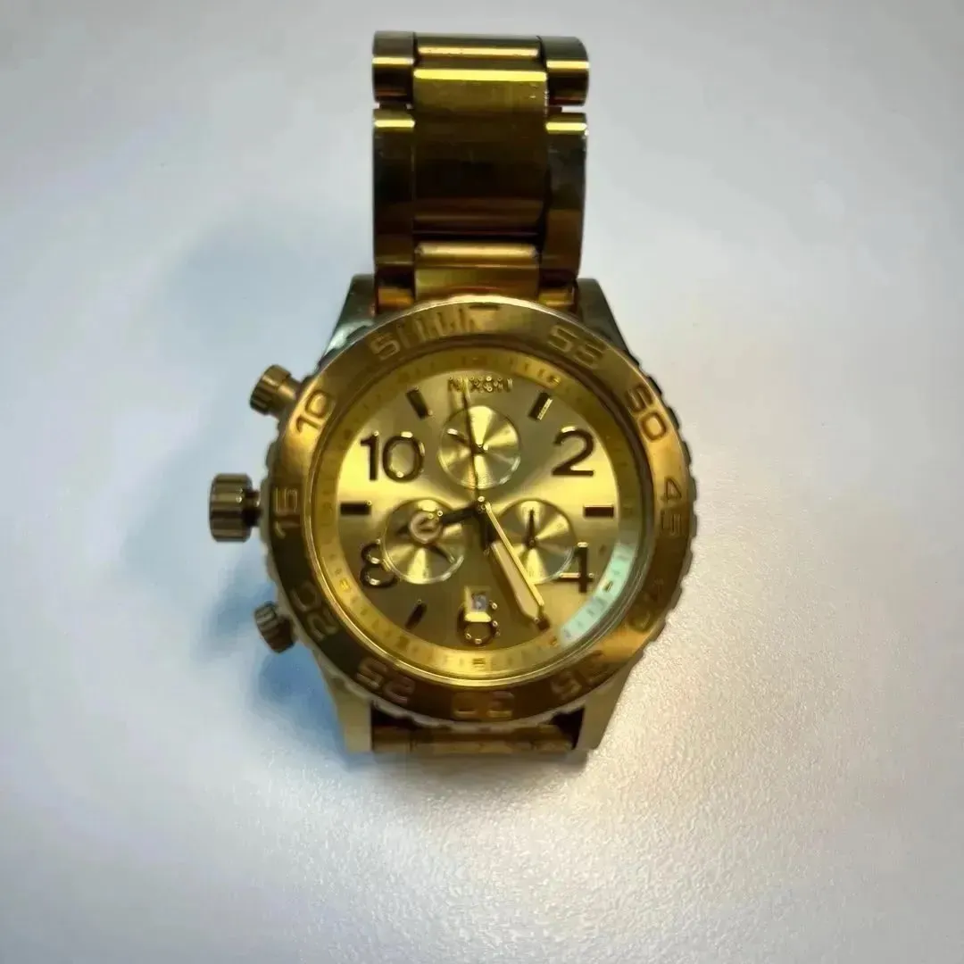 Nixon Chrono