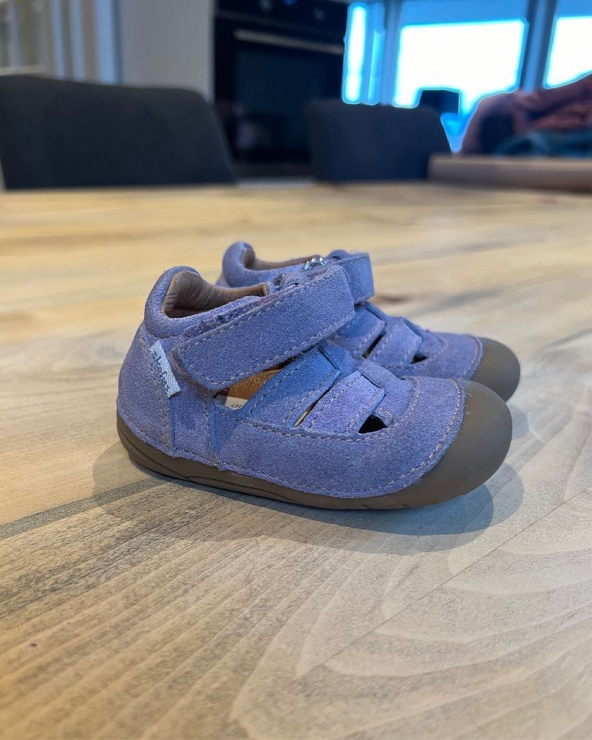 Innesko sandaler