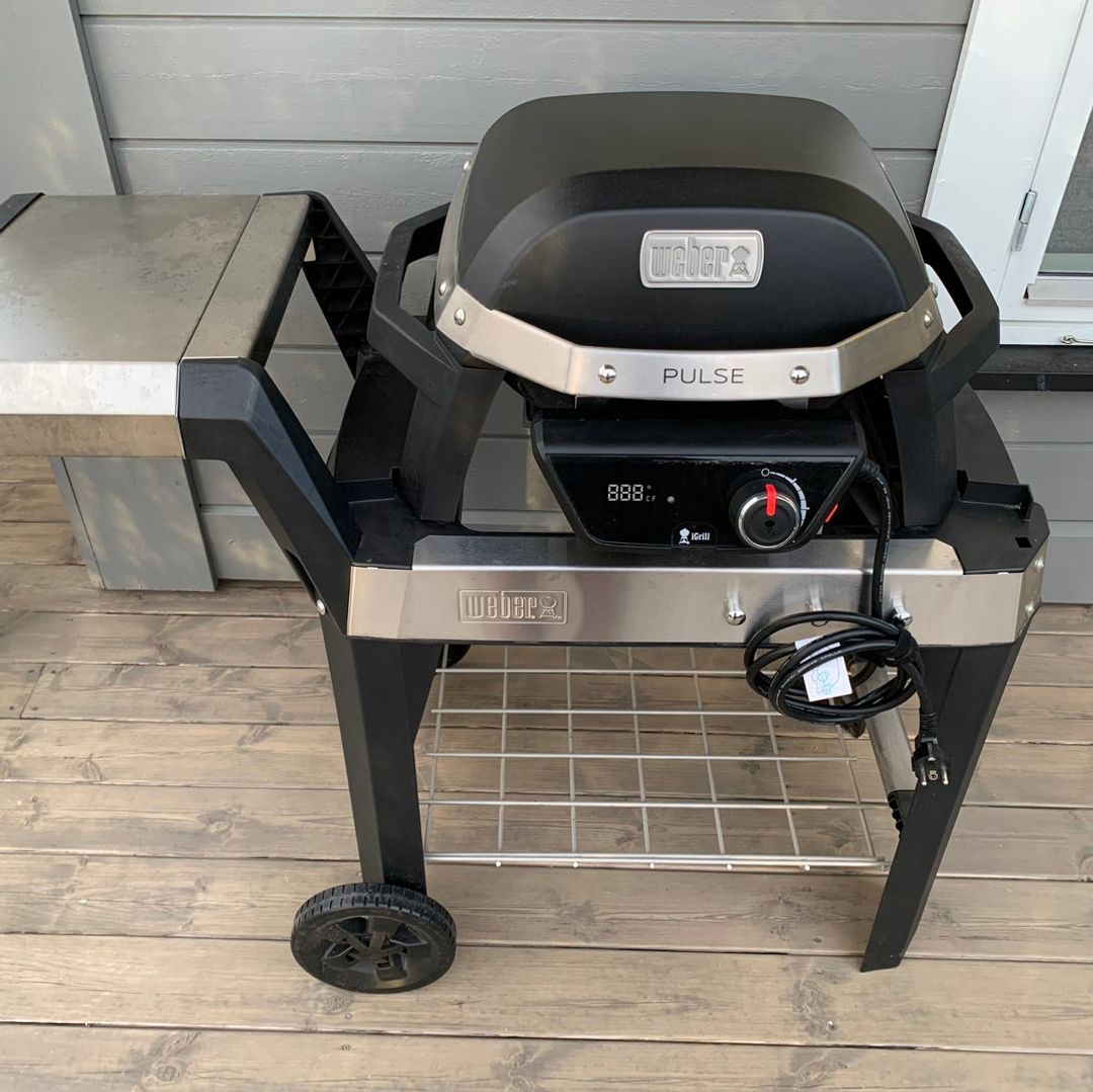 Weber Pulse 1000