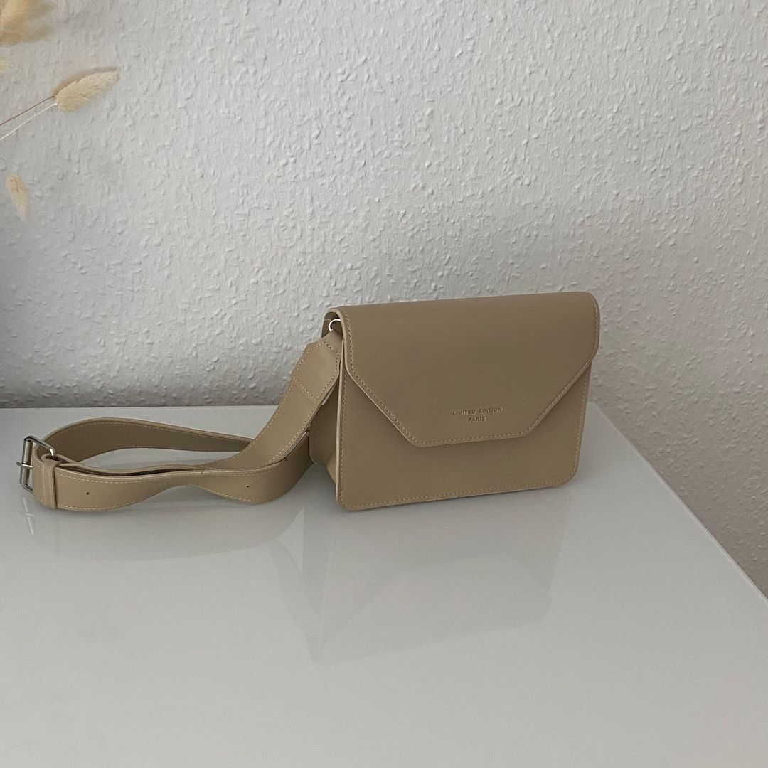 Crossbody bag