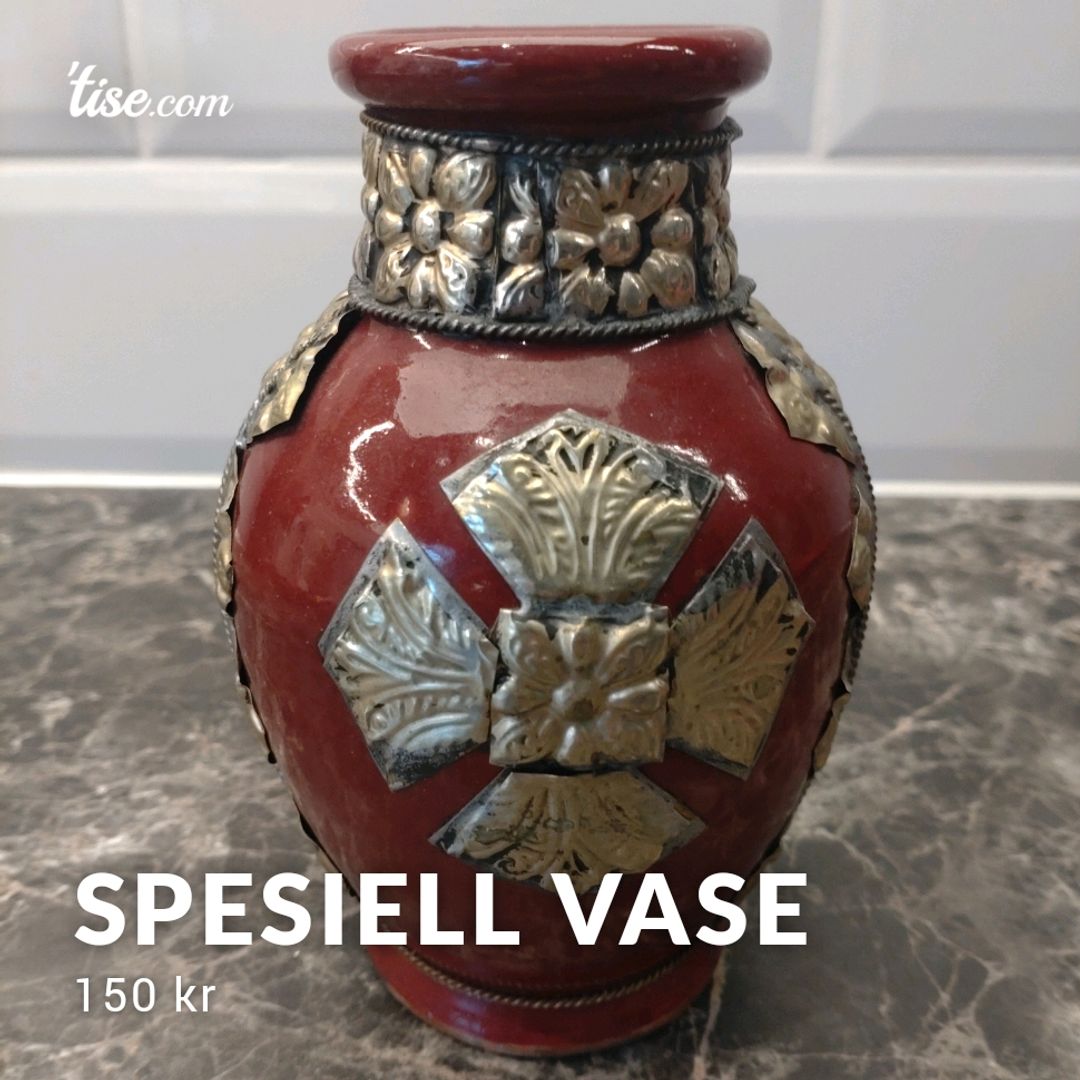 Spesiell Vase