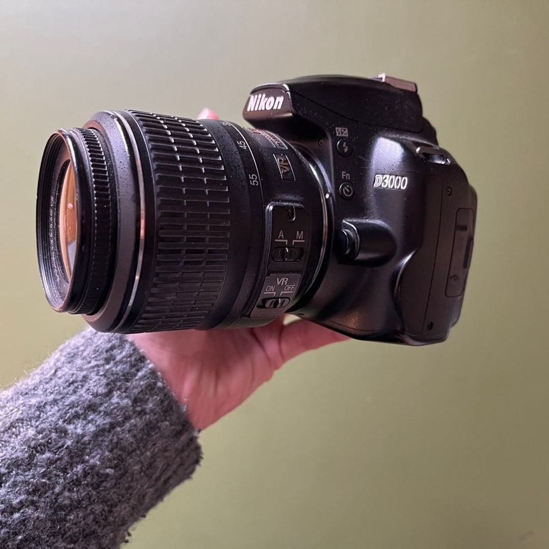 Nikon D3000