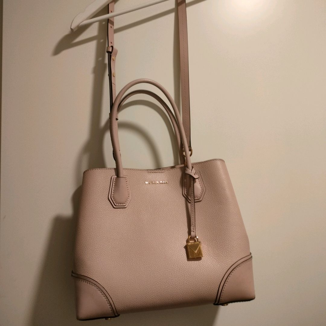 Michael Kors Laukku