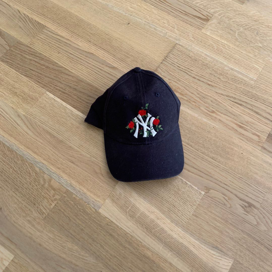 Ny caps