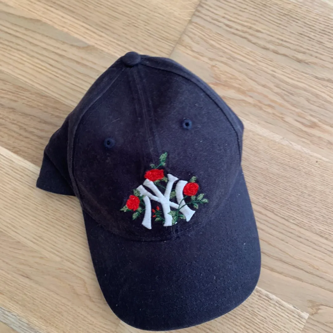 Ny caps