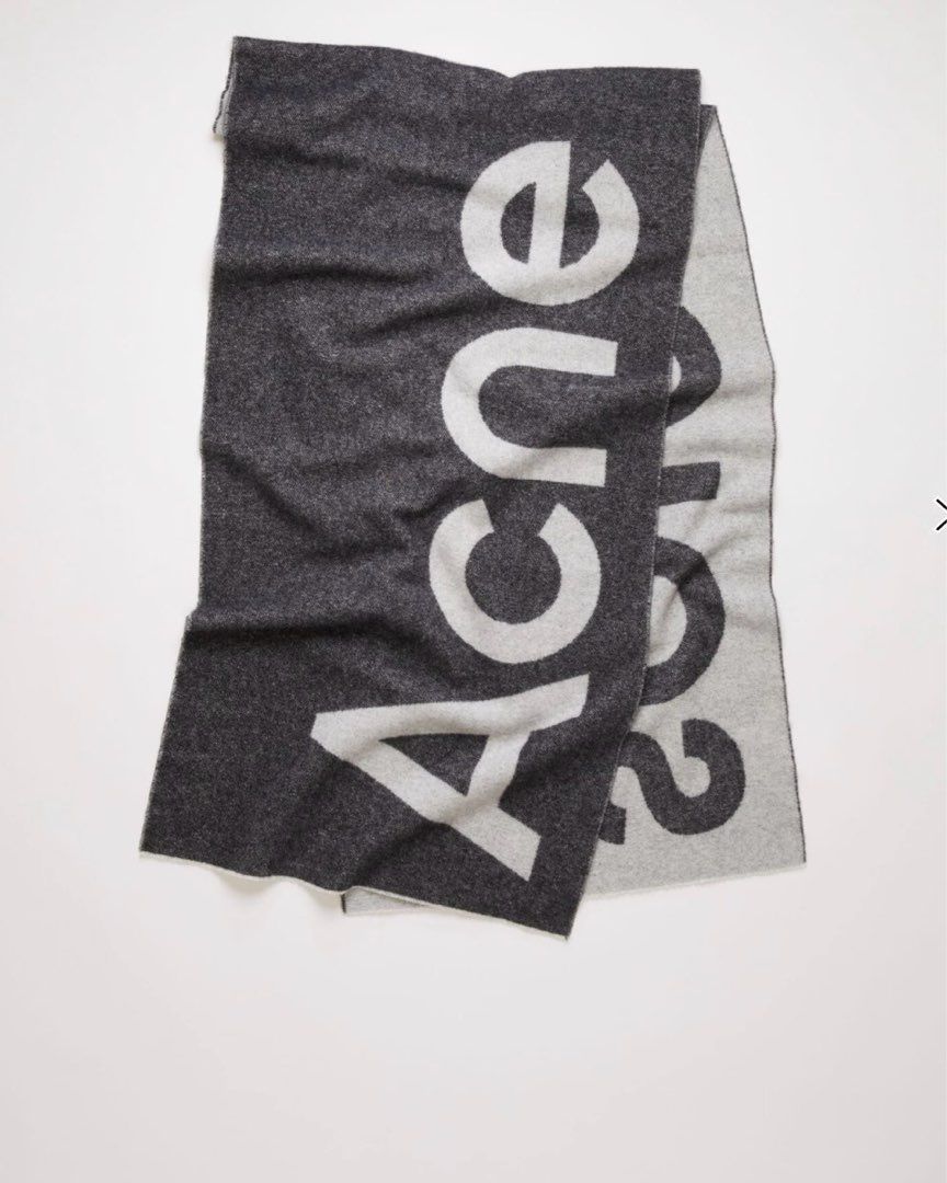 Acne sjerf