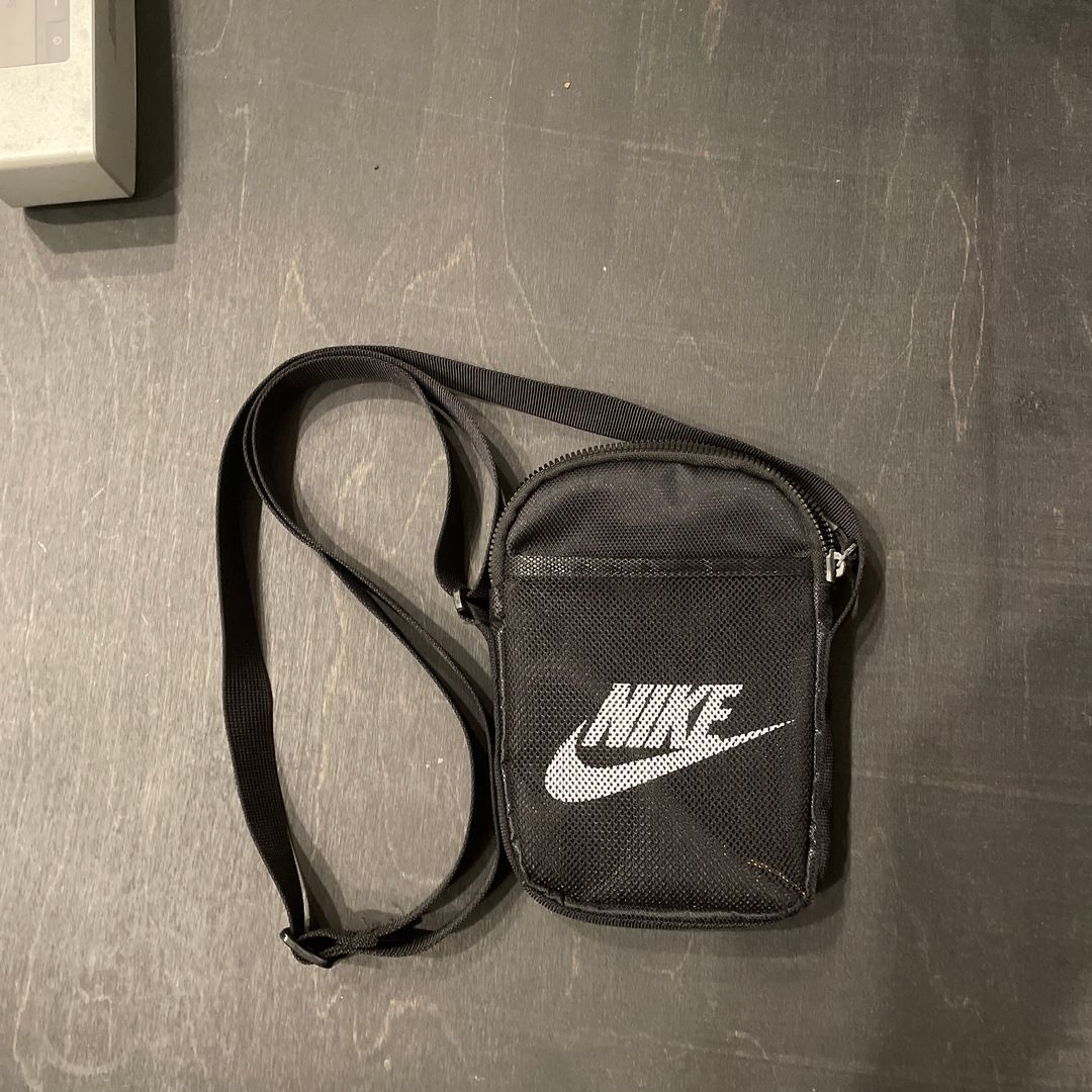 Nike side bag