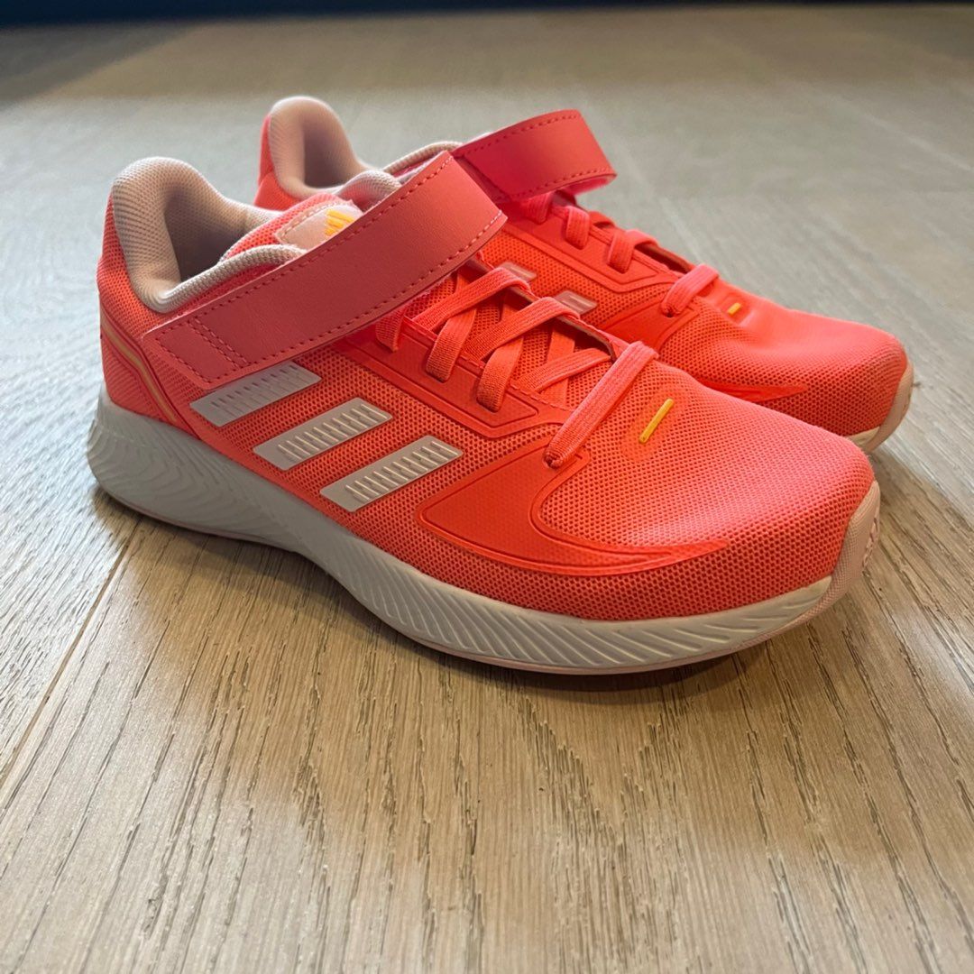 Adidas joggesko