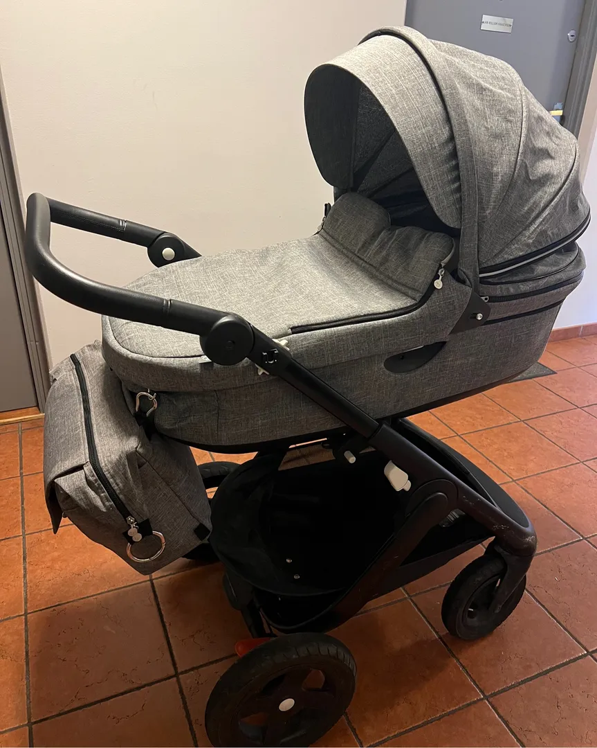 Baby stroller