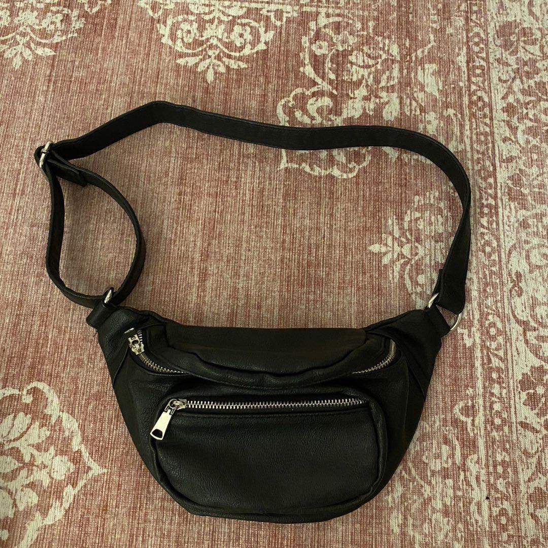 Crossbody taske