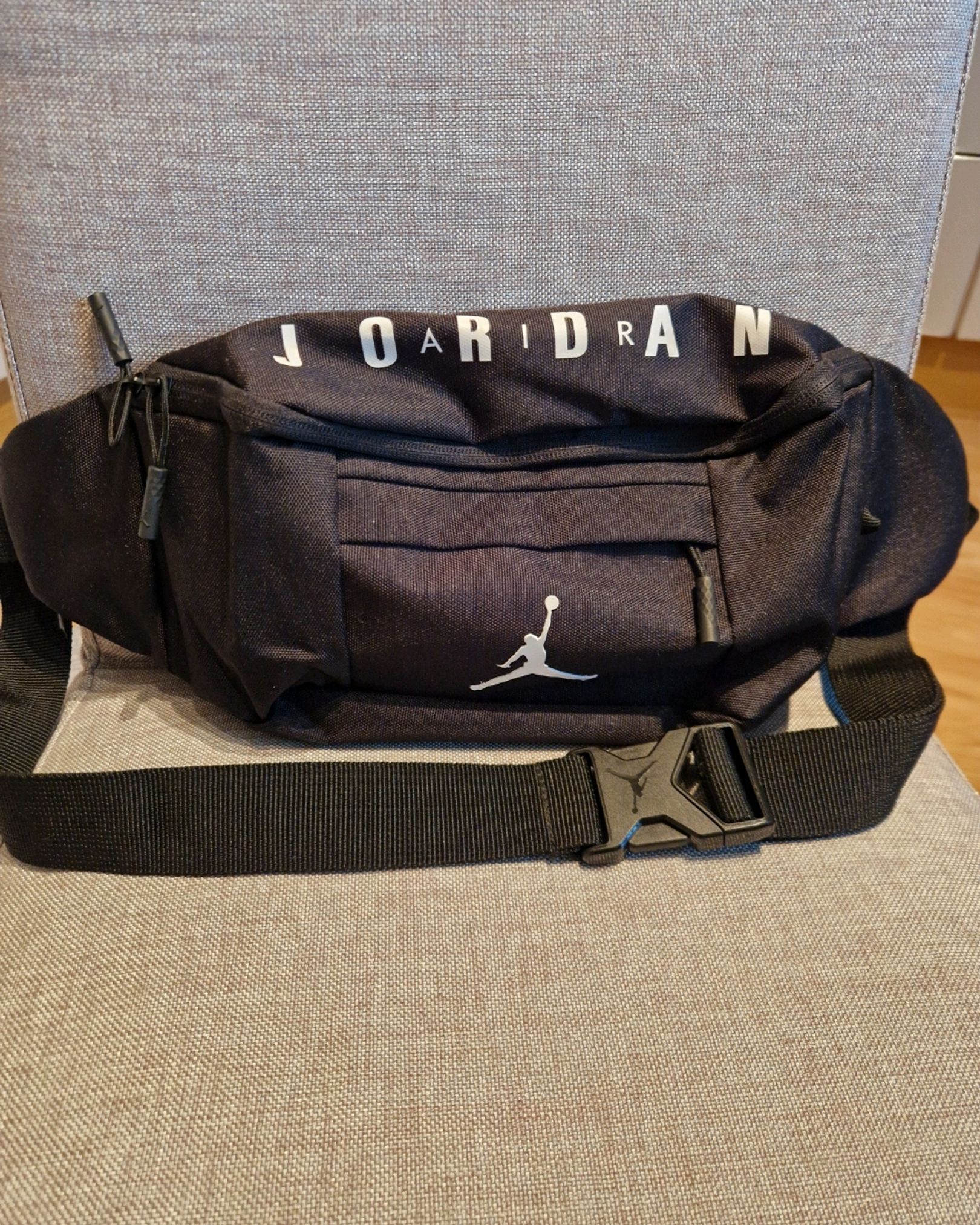 Air Jordan Vyölaukku