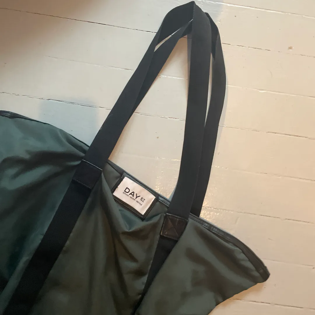 Grønn day bag