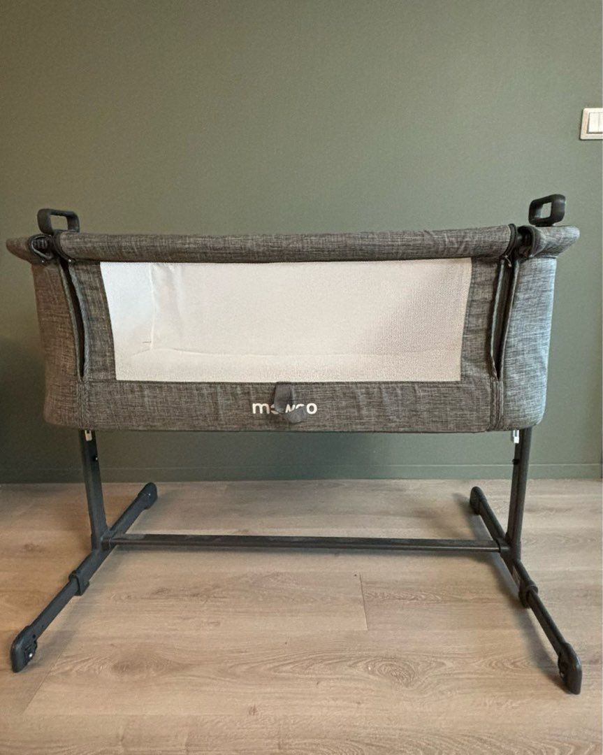 Moweo bedside crib