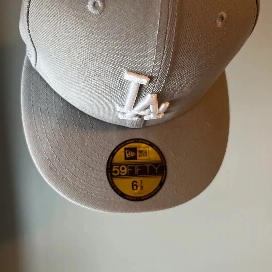 NEW ERA caps