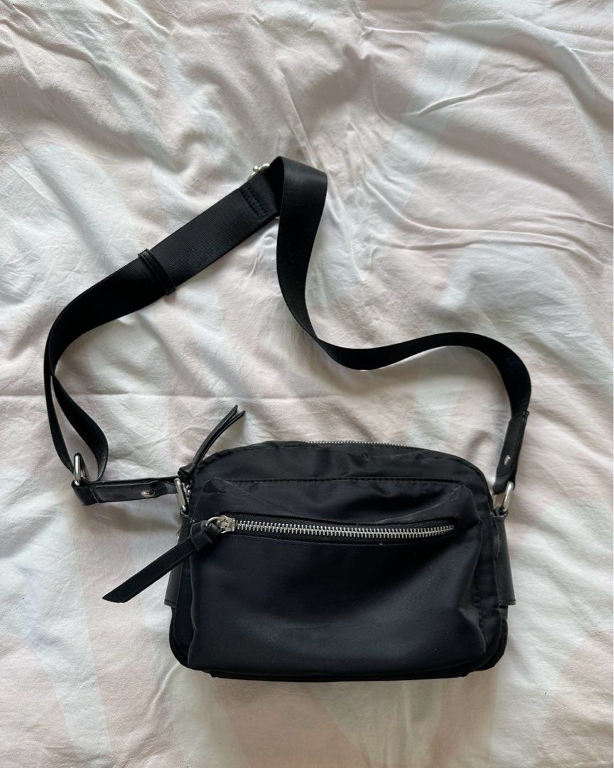 Pieces crossover bag