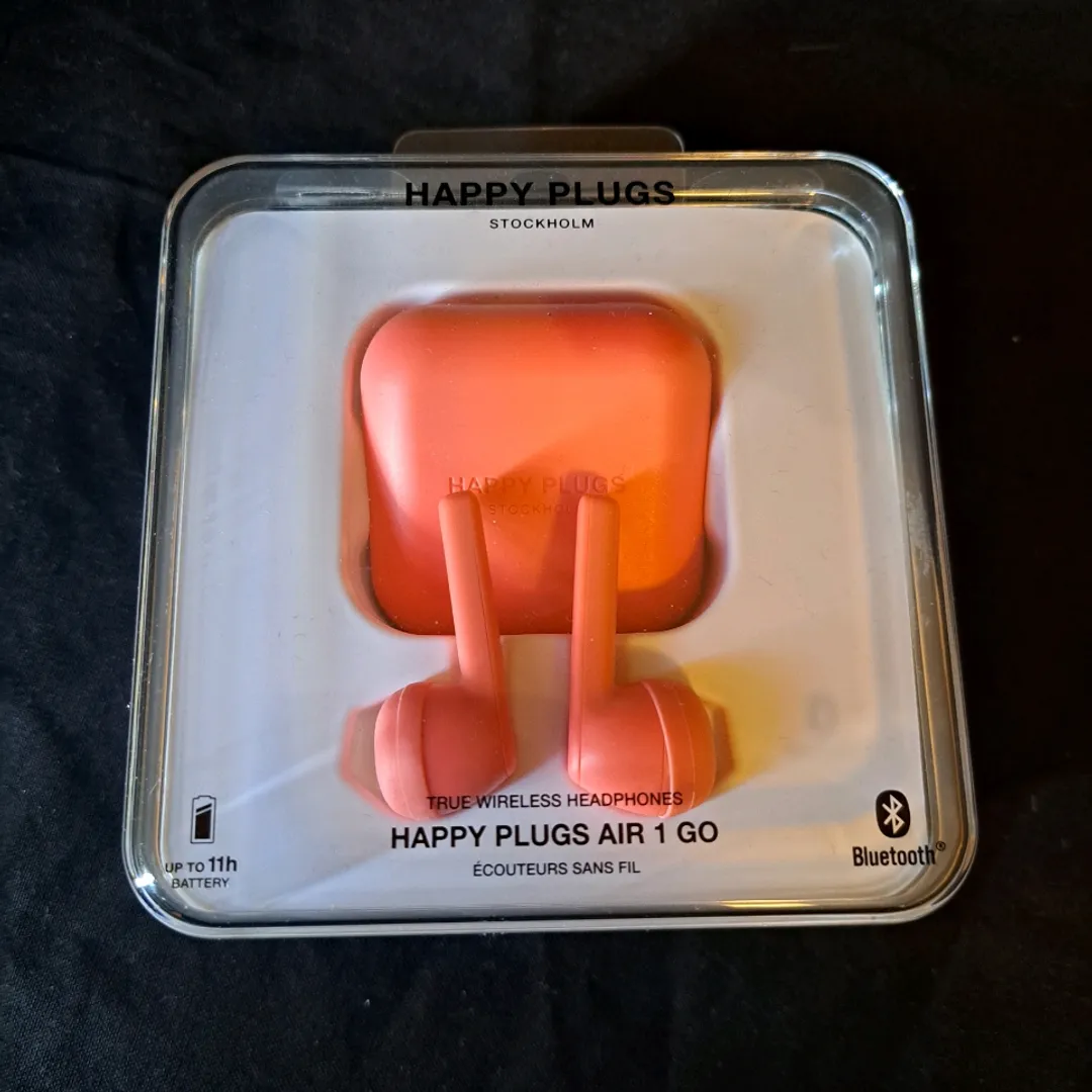 Happy Plugs