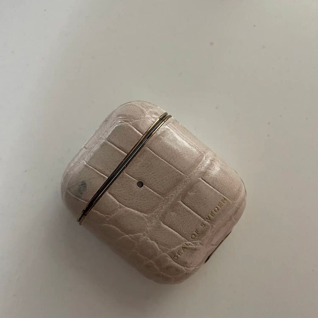 Airpod case