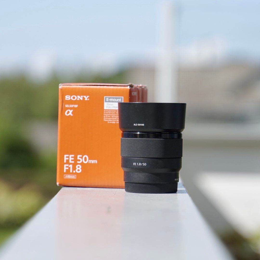 Sony FE 50mm f18