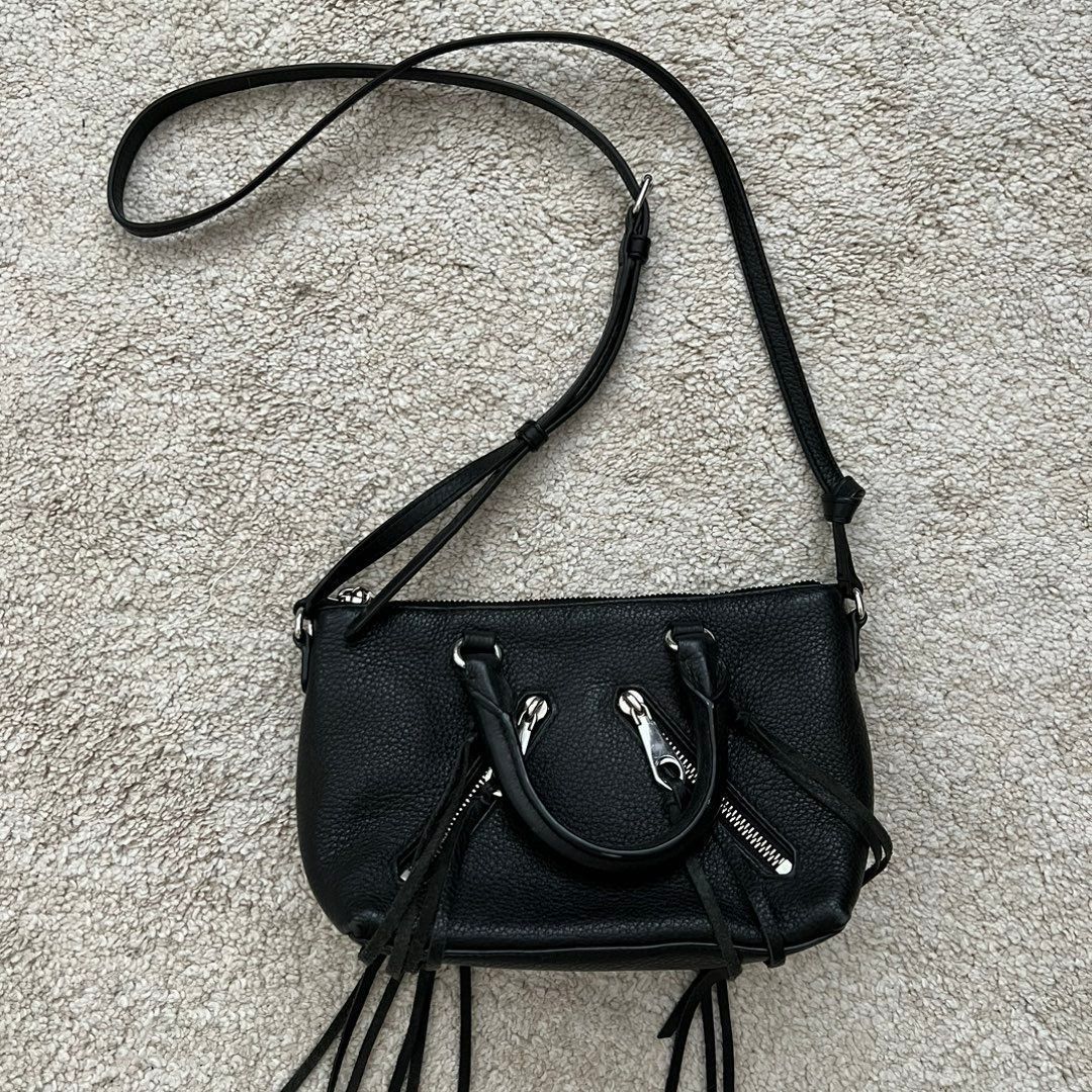 Crossbody laukku