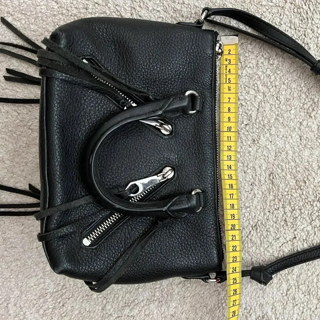 Crossbody laukku