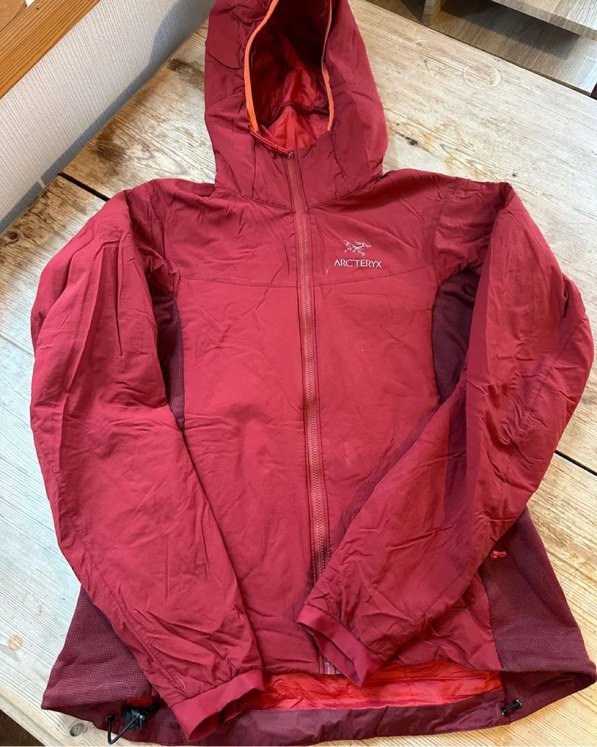 Arcteryx atom Lt