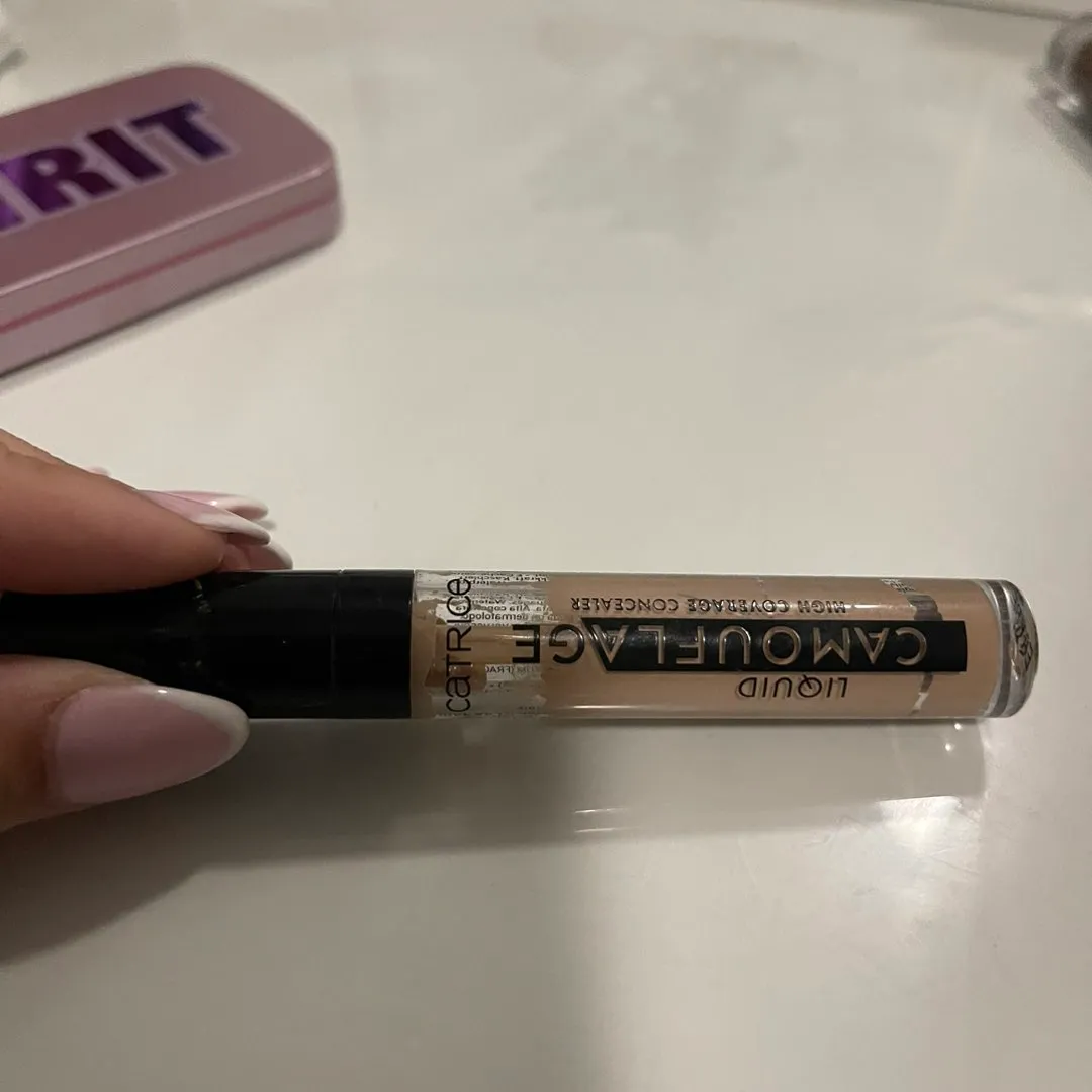 Concealers