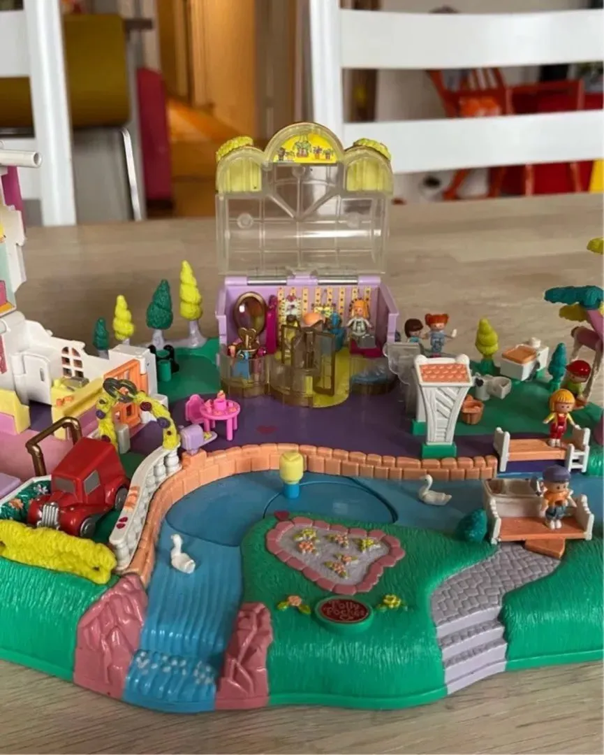 Retro Polly Pocket