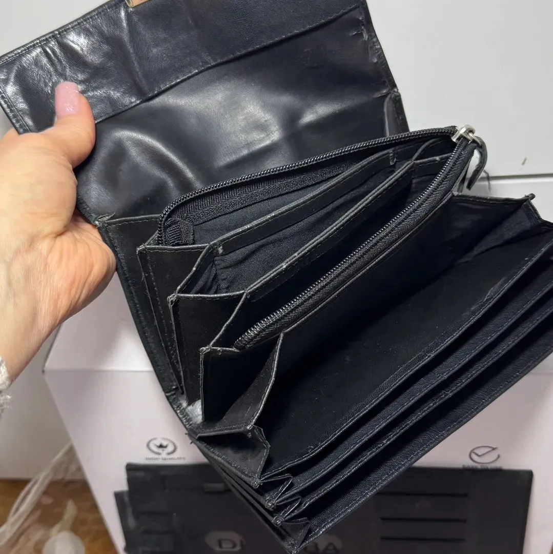 Leather wallet