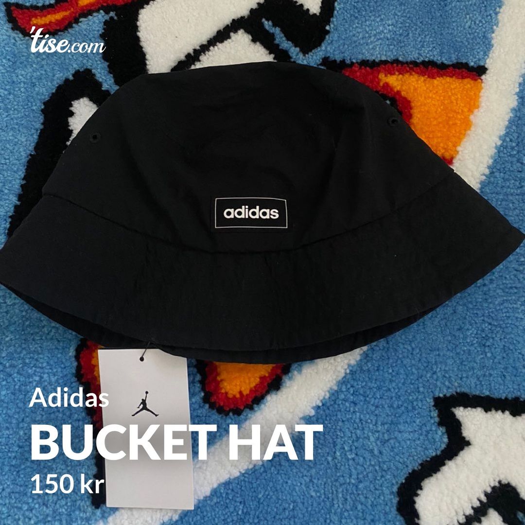 Bucket hat