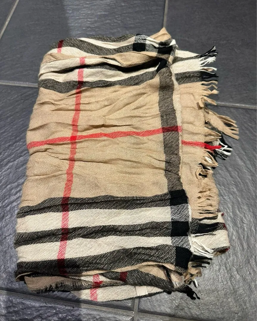 Burberry scarf