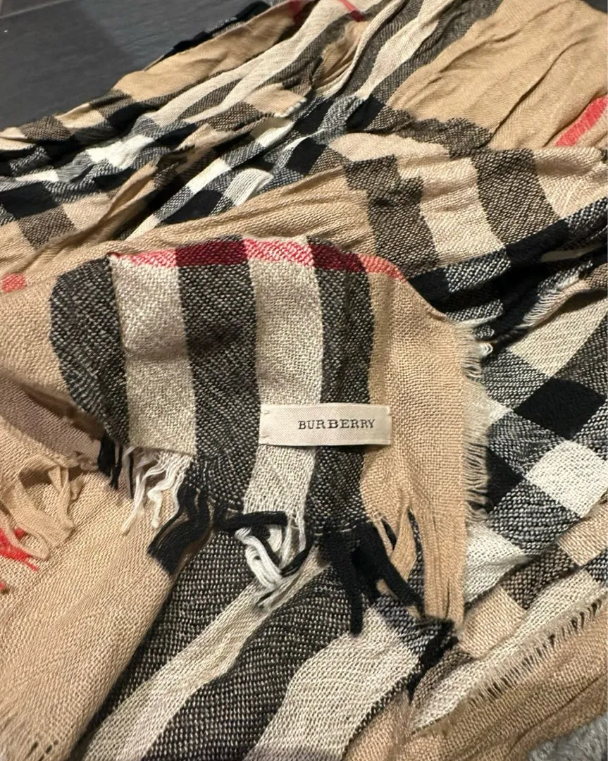 Burberry scarf