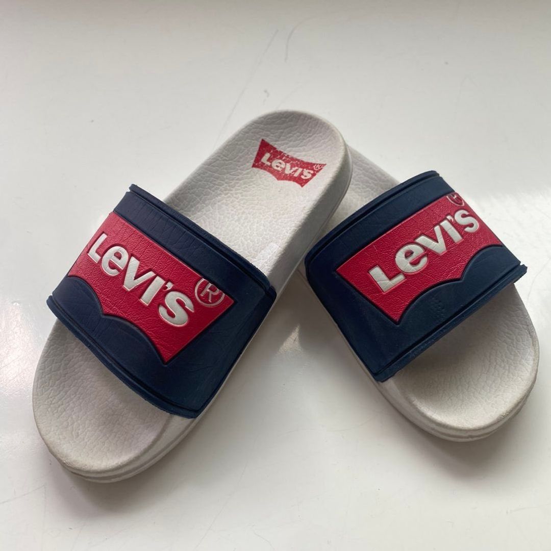 Levi’s sandaler