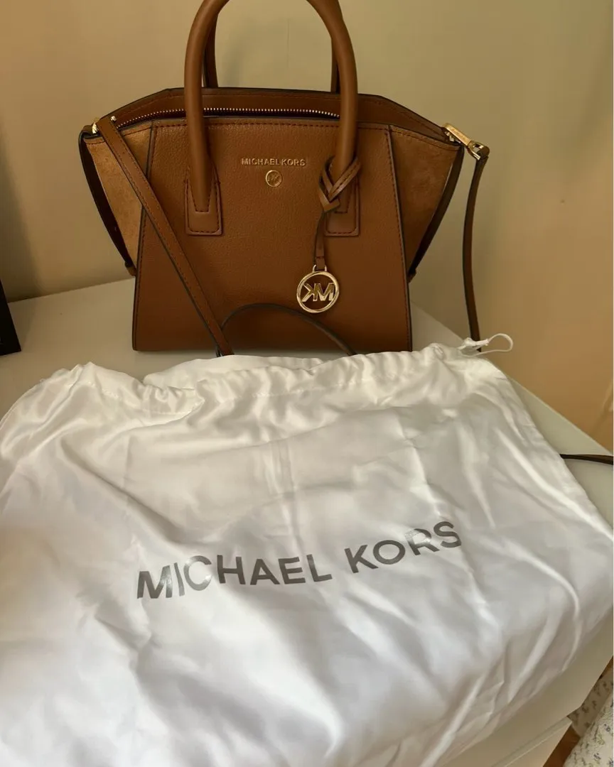 Micheal kors väska