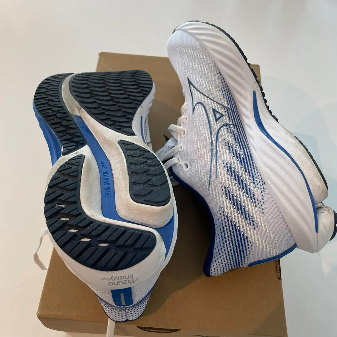 Mizuno Wave Rider 28