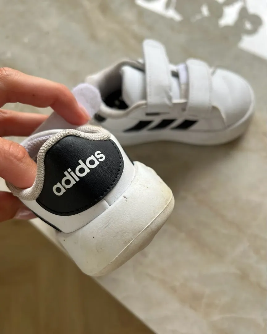 Adidas babysko