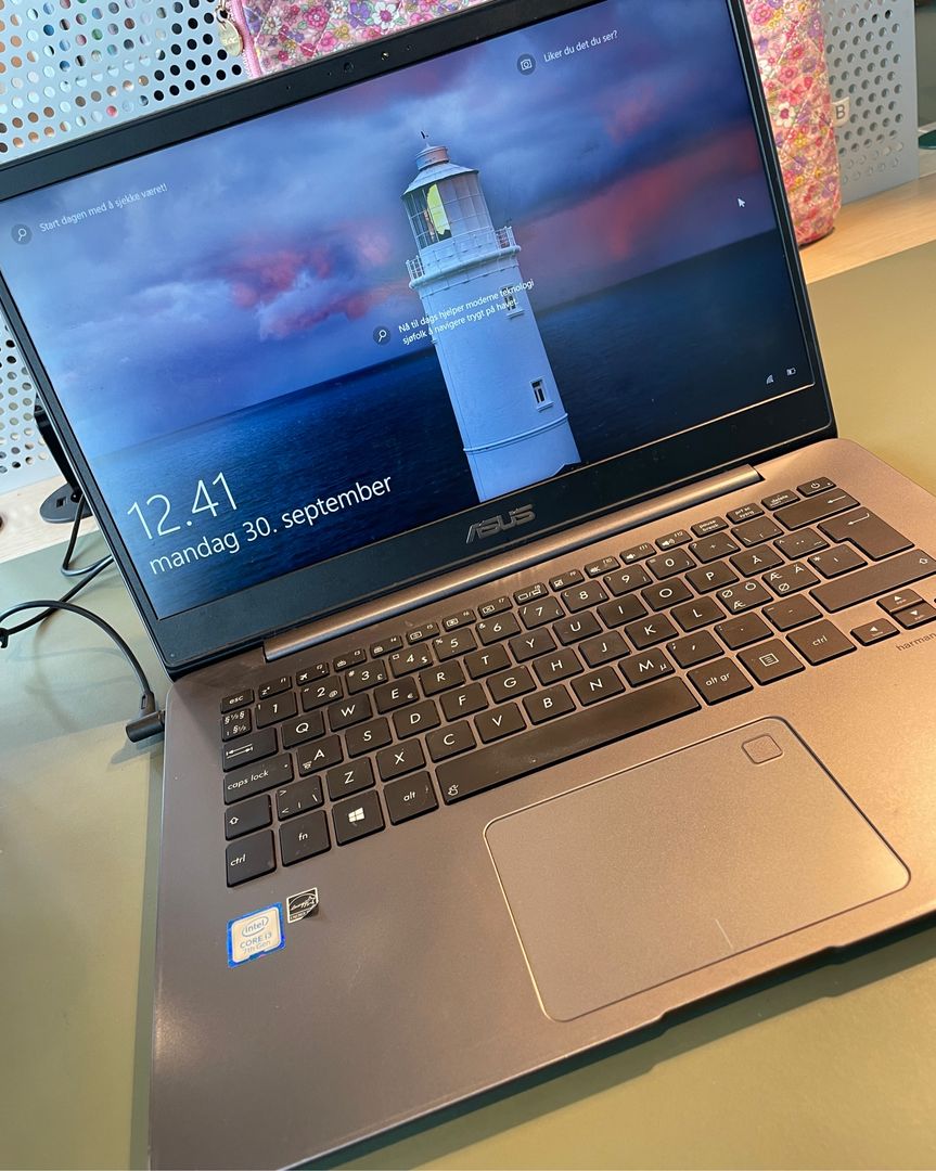 Asus Zenbook pc