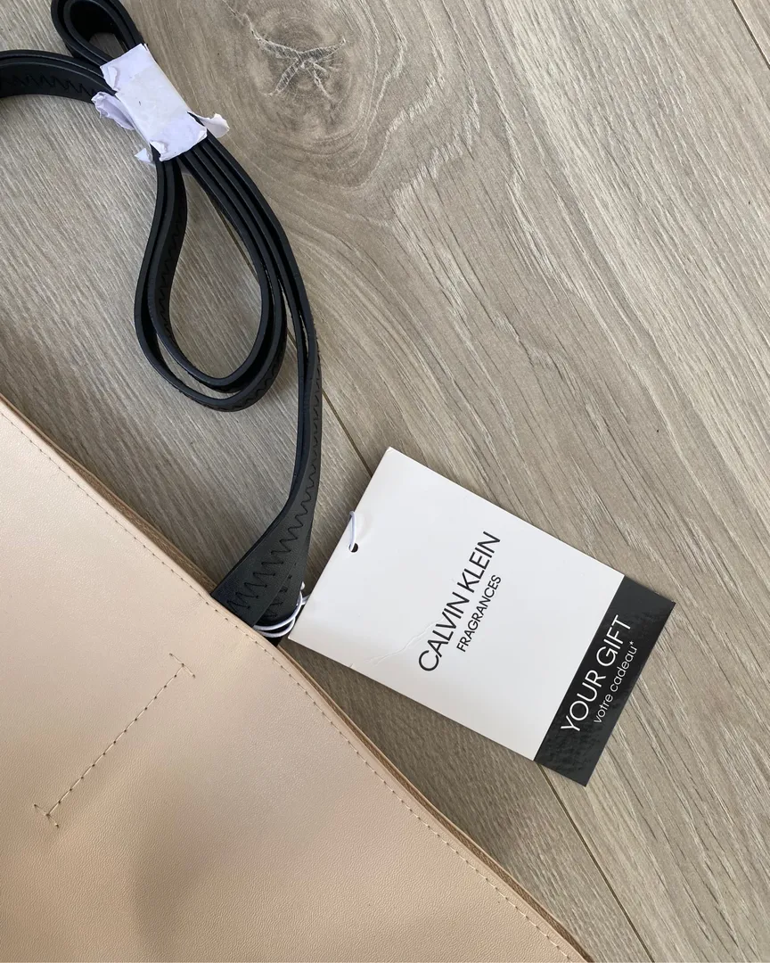 Calvin klein taske