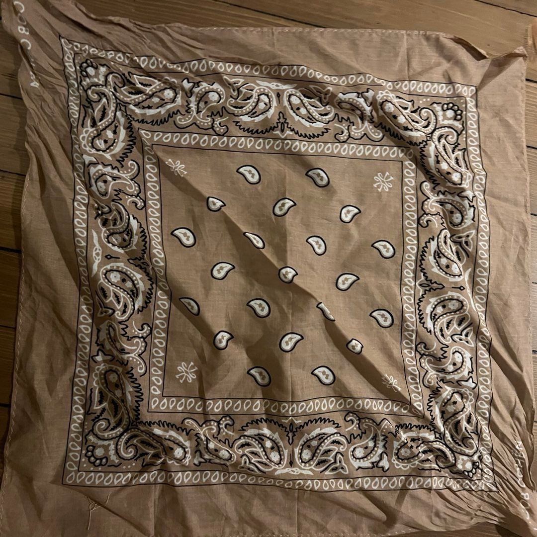 Skjerf/ bandana