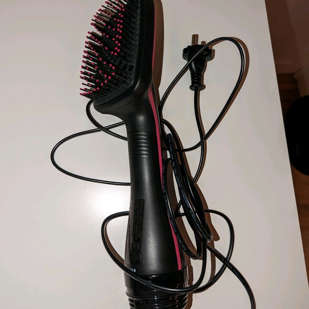 Revlon Paddle Brush