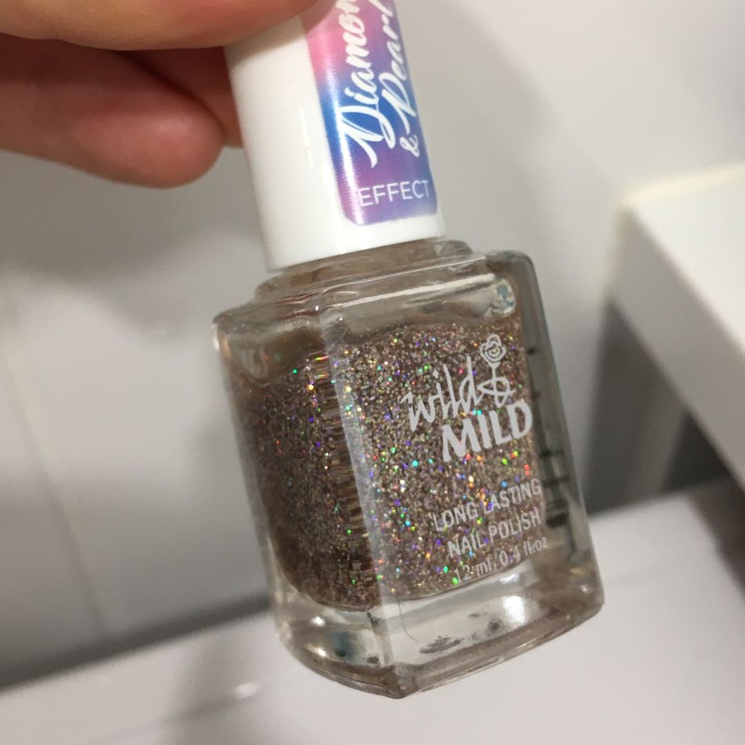 Glitterkynsilakka